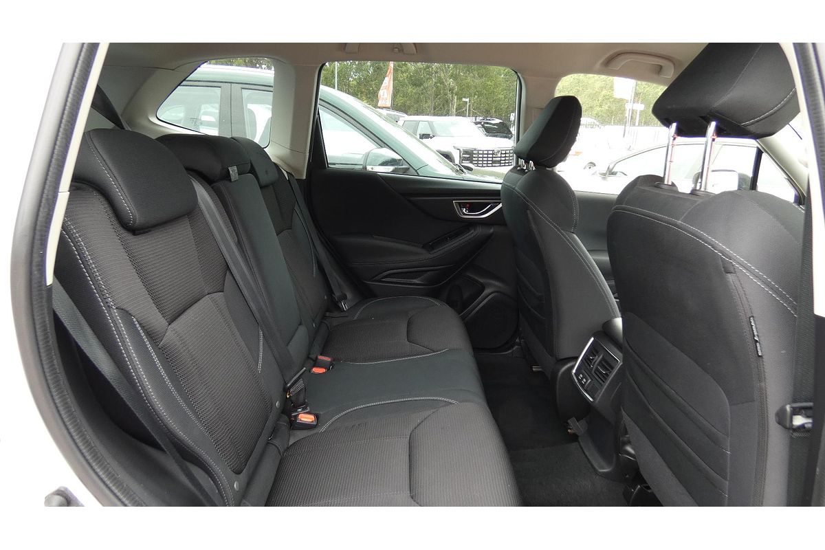 2023 Subaru Forester 2.5i S5