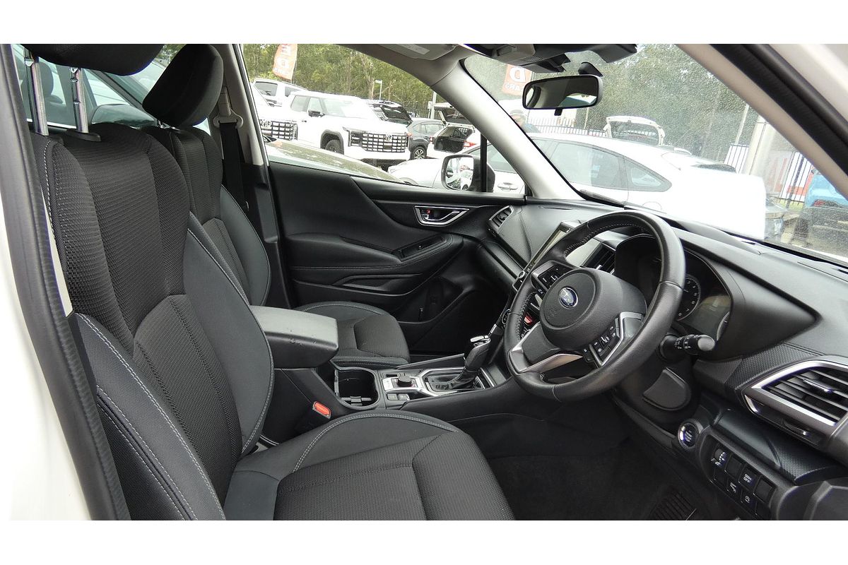 2023 Subaru Forester 2.5i S5