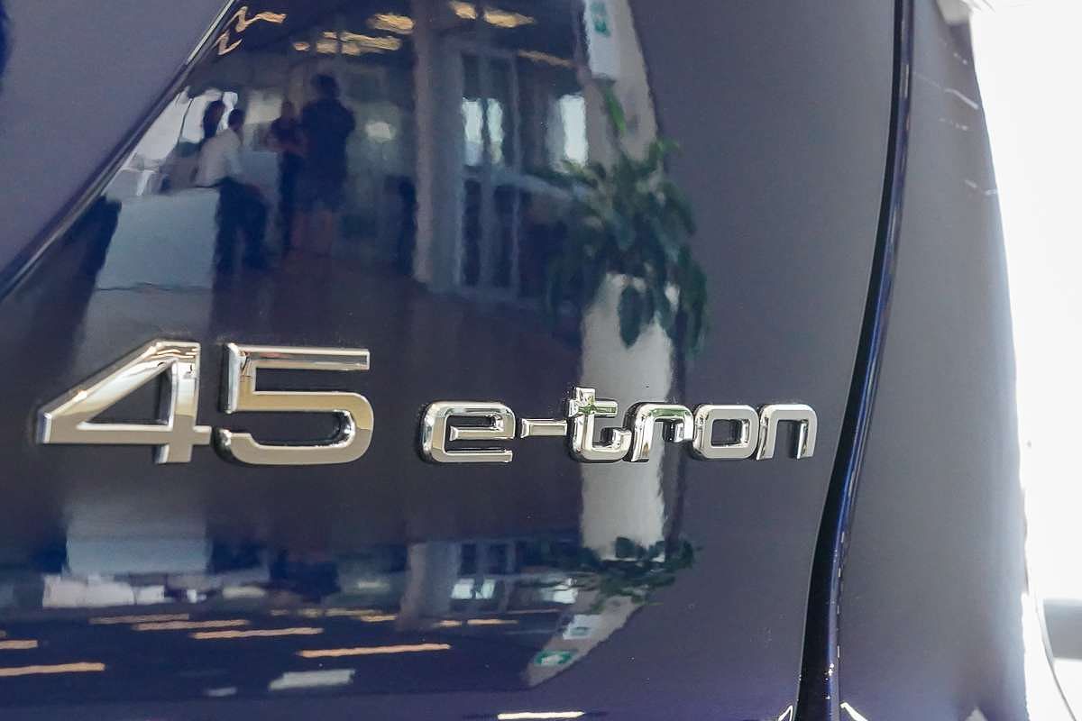 2024 Audi Q4 e-tron 45 F4