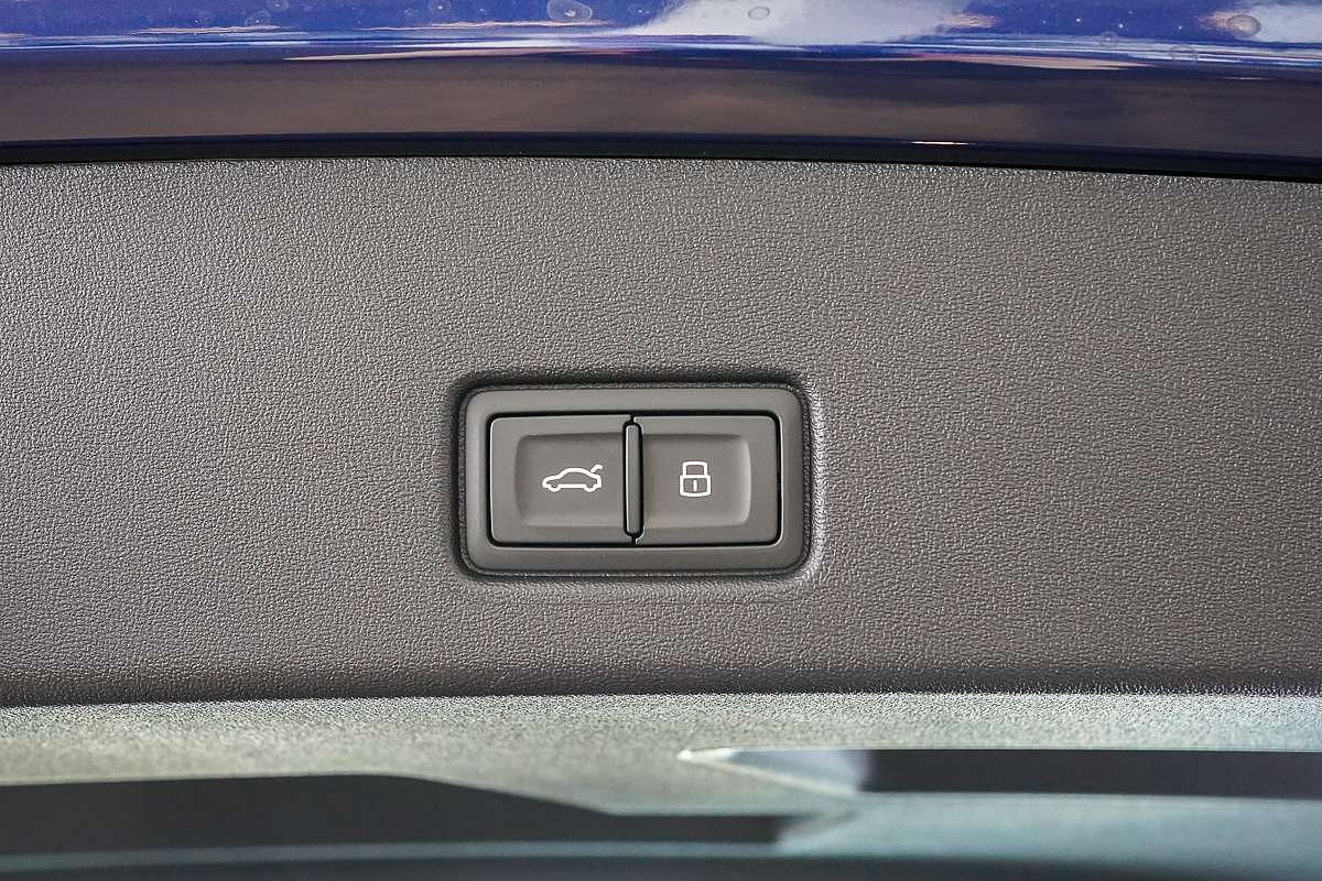 2024 Audi Q4 e-tron 45 F4