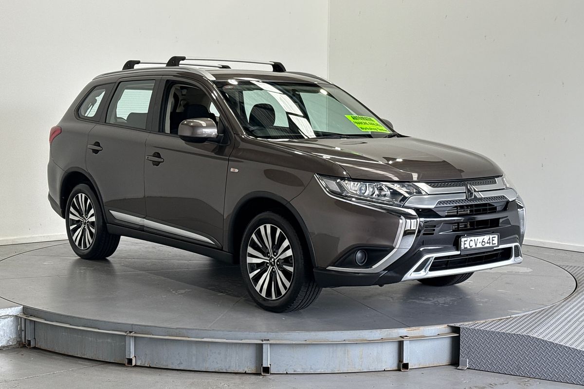 2018 Mitsubishi Outlander ES ZL