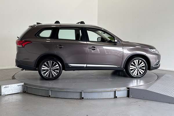 2018 Mitsubishi Outlander ES ZL