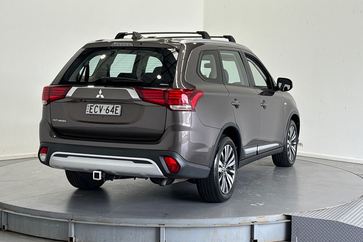 2018 Mitsubishi Outlander ES ZL