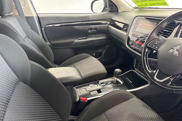 2018 Mitsubishi Outlander ES ZL