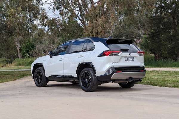 2024 Toyota RAV4 XSE AXAH54R