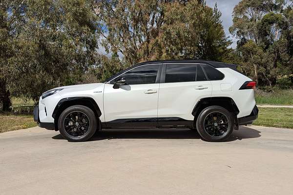 2024 Toyota RAV4 XSE AXAH54R