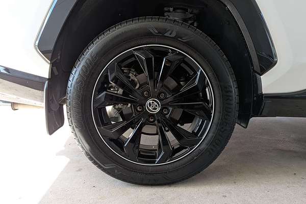 2024 Toyota RAV4 XSE AXAH54R