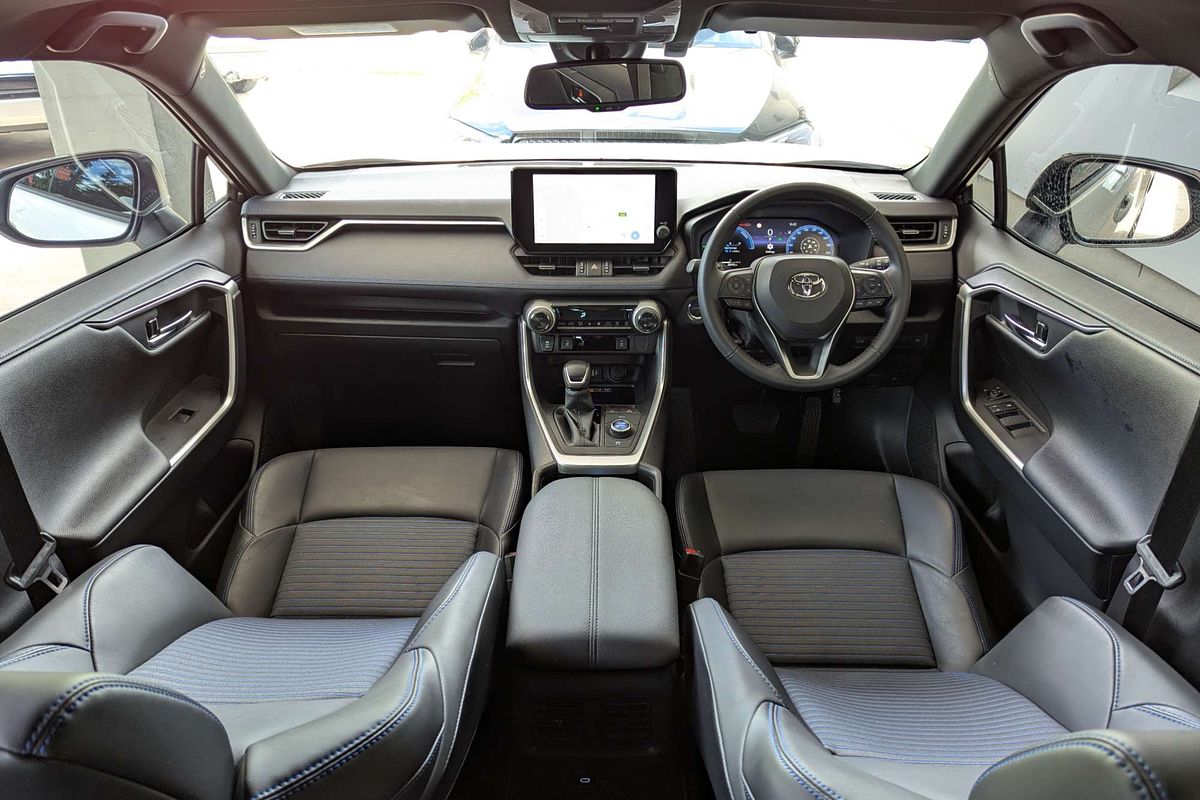 2024 Toyota RAV4 XSE AXAH54R