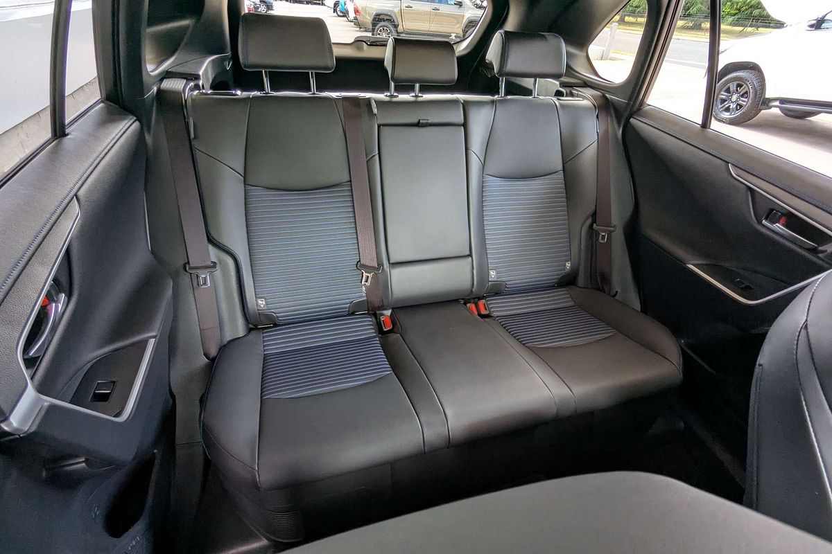 2024 Toyota RAV4 XSE AXAH54R