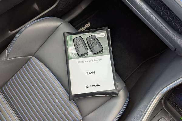 2024 Toyota RAV4 XSE AXAH54R