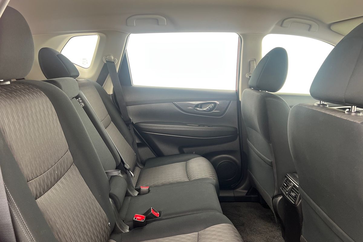 2022 Nissan X-TRAIL ST T32