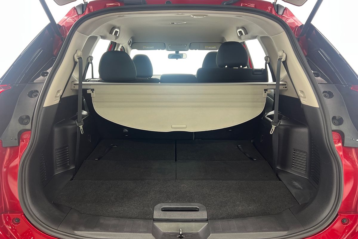 2022 Nissan X-TRAIL ST T32