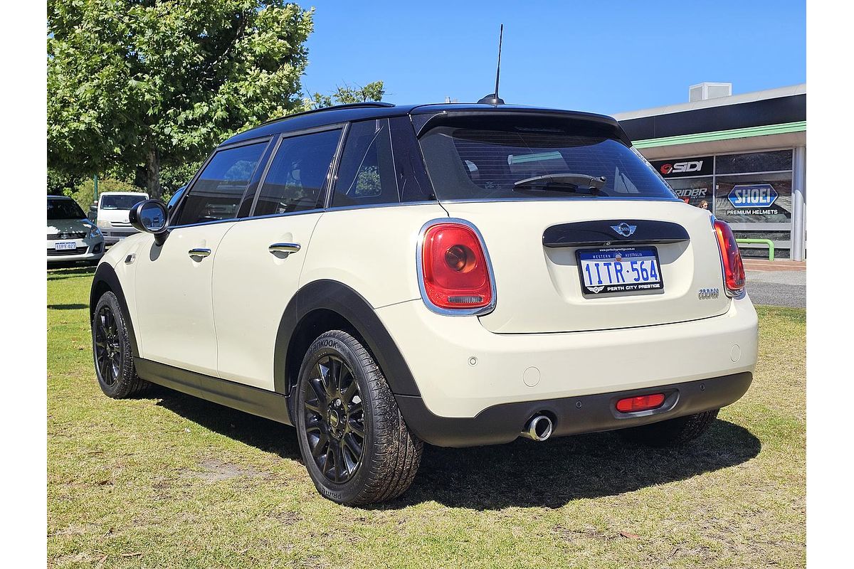 2018 MINI Hatch Cooper F55