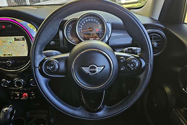 2018 MINI Hatch Cooper F55