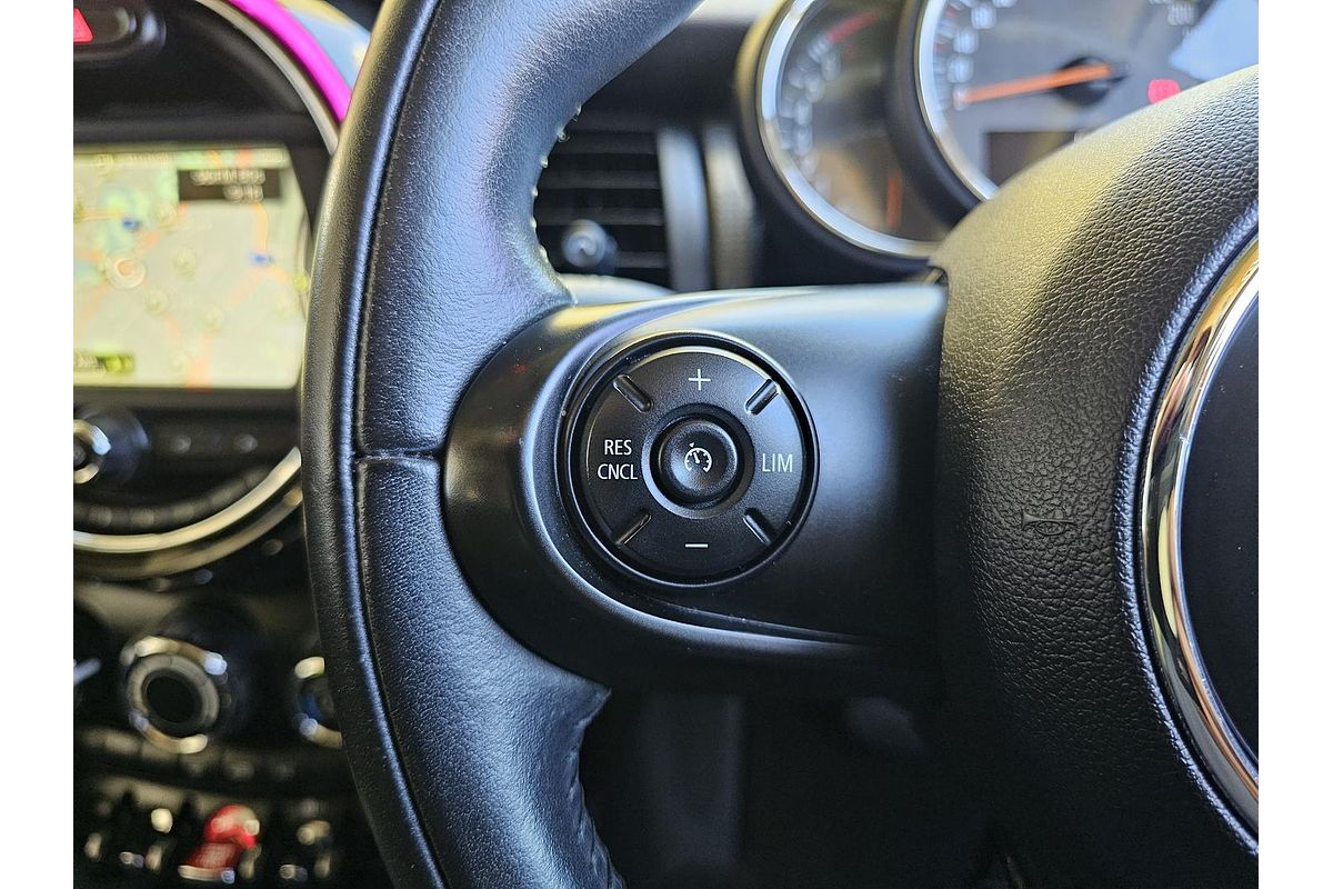 2018 MINI Hatch Cooper F55