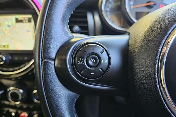 2018 MINI Hatch Cooper F55