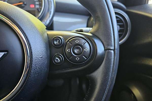 2018 MINI Hatch Cooper F55