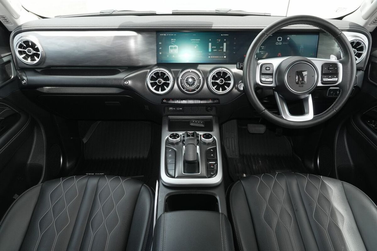 2024 GWM Tank 300 Lux P01