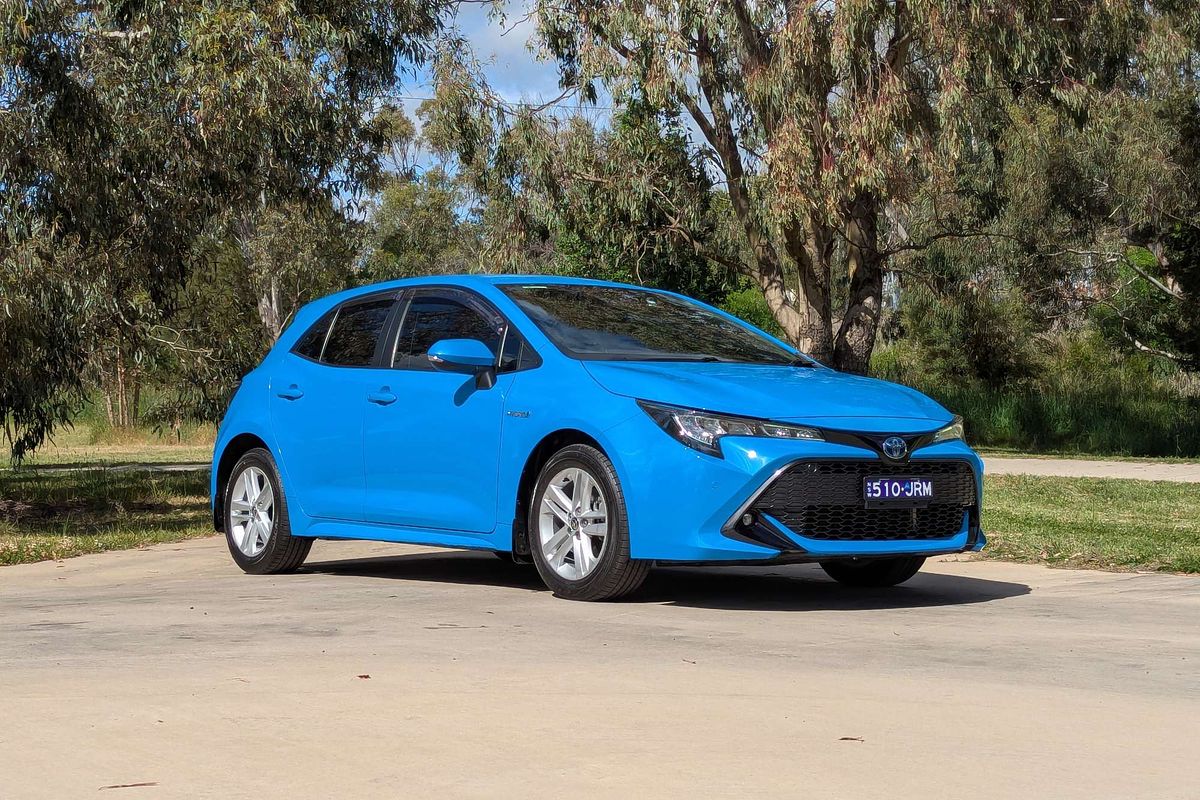 2020 Toyota Corolla SX Hybrid ZWE211R