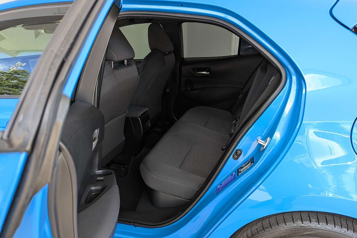 2020 Toyota Corolla SX Hybrid ZWE211R