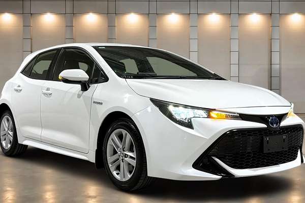 2022 Toyota Corolla Ascent Sport Hybrid ZWE211R