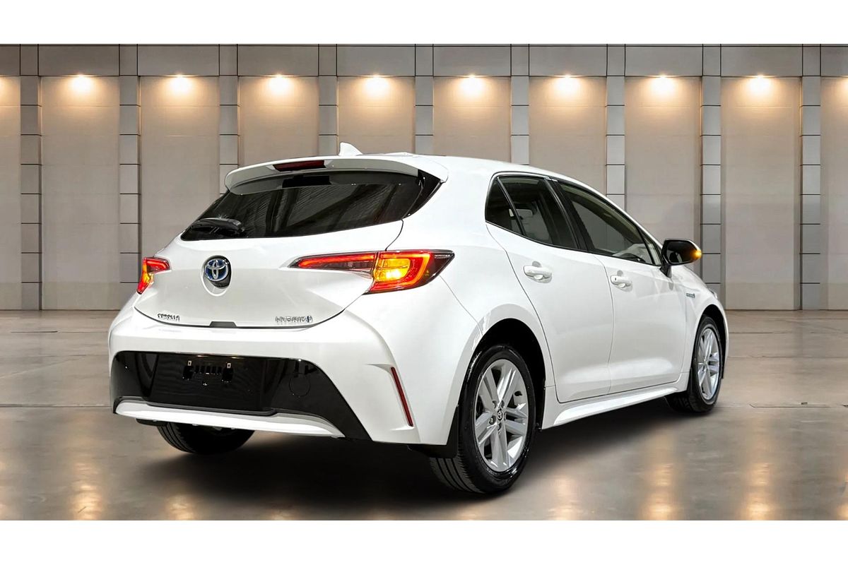 2022 Toyota Corolla Ascent Sport Hybrid ZWE211R