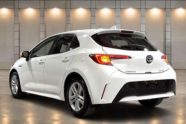 2022 Toyota Corolla Ascent Sport Hybrid ZWE211R