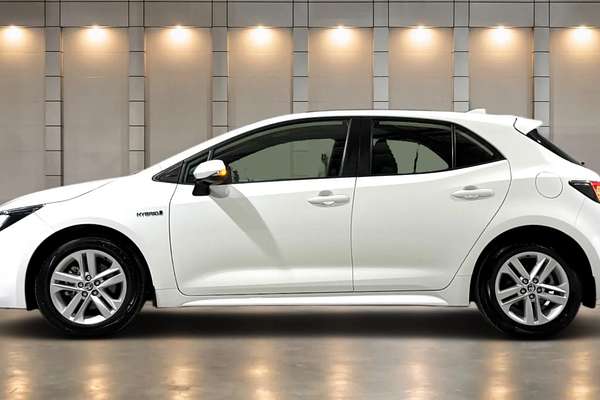 2022 Toyota Corolla Ascent Sport Hybrid ZWE211R