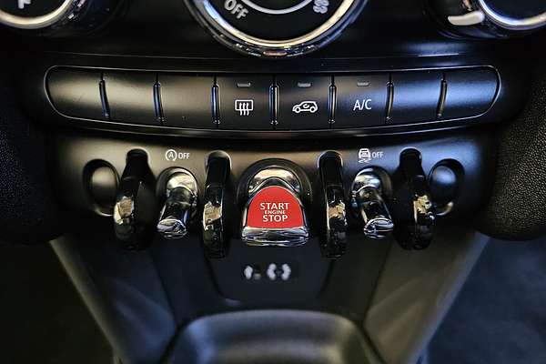 2018 MINI Hatch Cooper F55