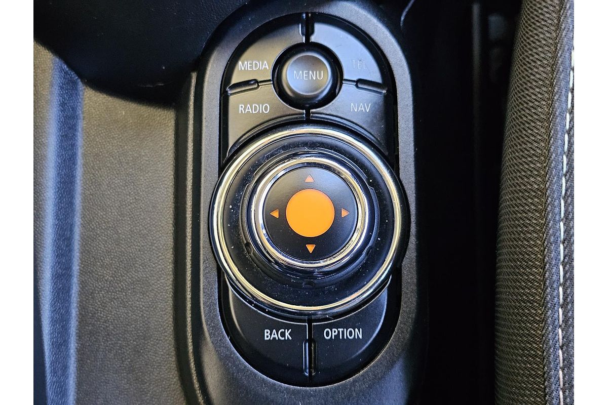 2018 MINI Hatch Cooper F55