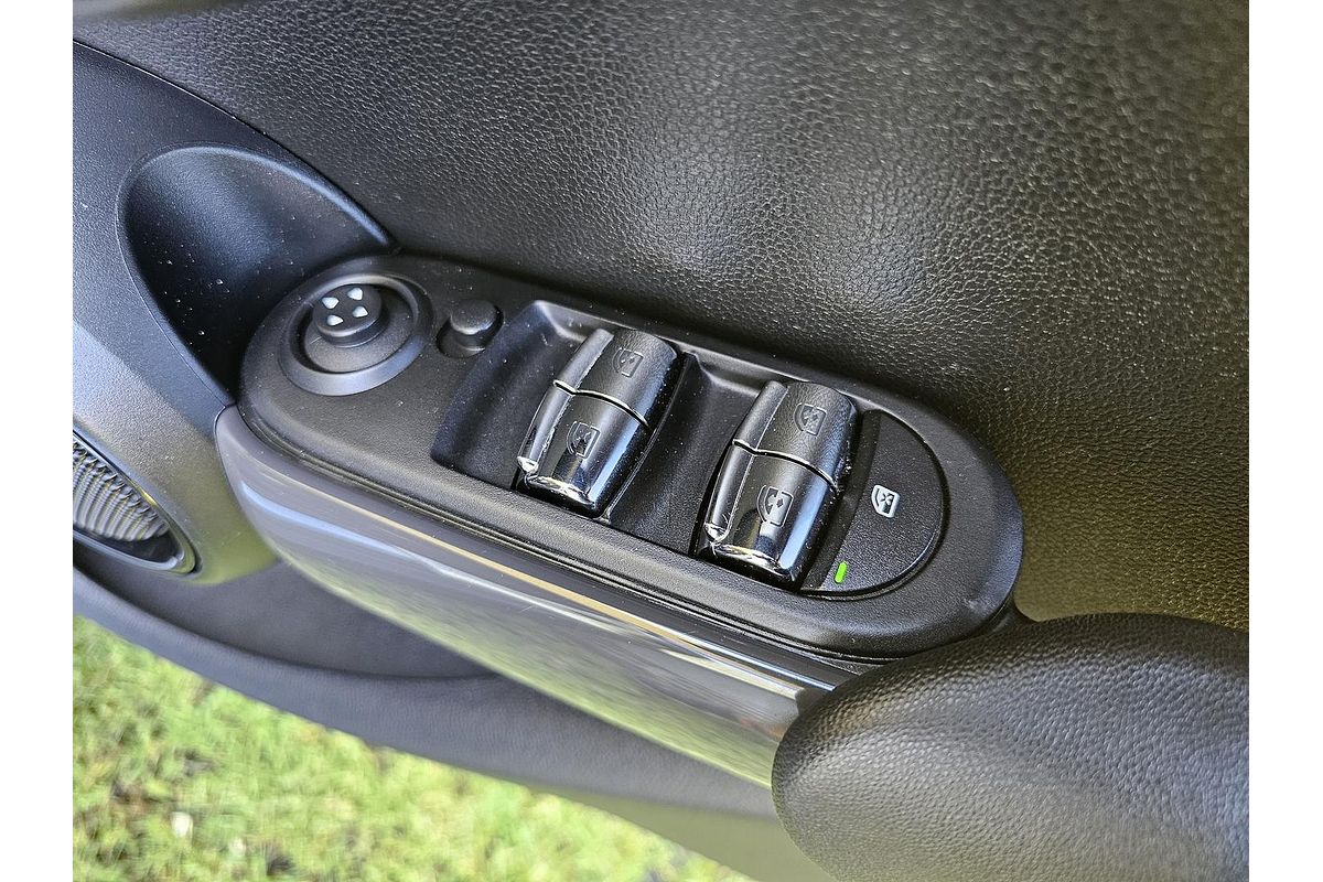 2018 MINI Hatch Cooper F55