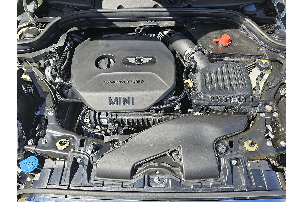 2018 MINI Hatch Cooper F55