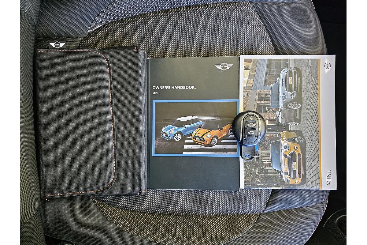 2018 MINI Hatch Cooper F55