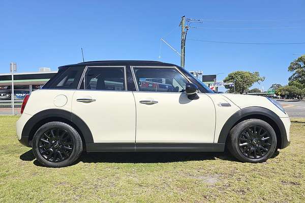 2018 MINI Hatch Cooper F55