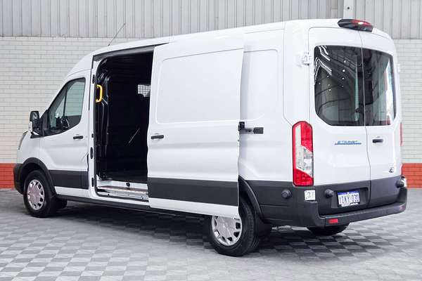2023 Ford E-Transit 420L VO Mid Roof