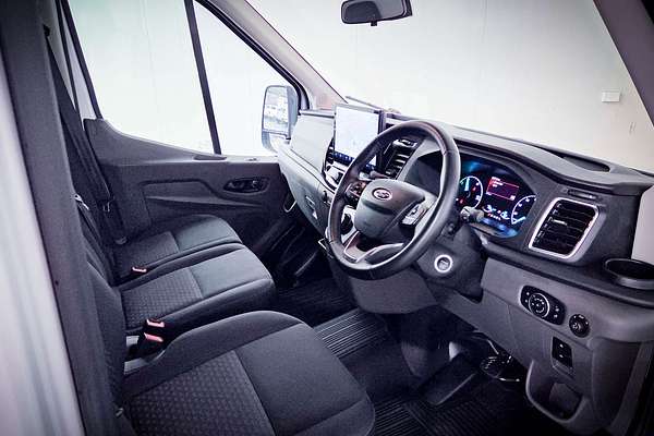 2023 Ford E-Transit 420L VO Mid Roof