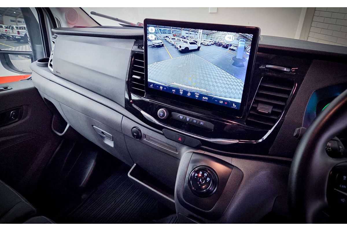 2023 Ford E-Transit 420L VO Mid Roof