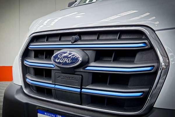 2023 Ford E-Transit 420L VO Mid Roof