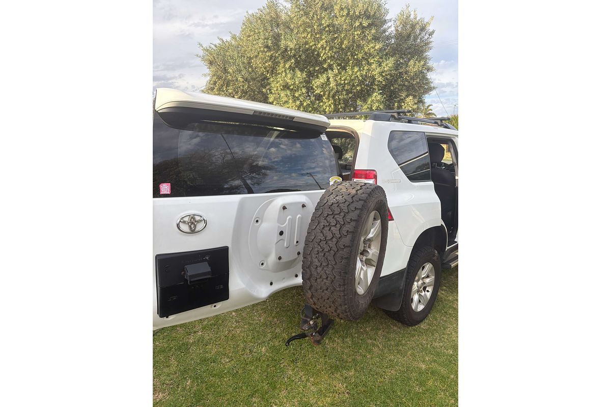 2014 Toyota Landcruiser Prado GX KDJ150R