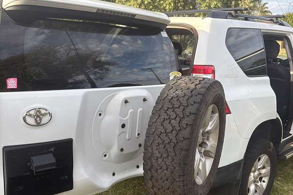 2014 Toyota Landcruiser Prado GX KDJ150R