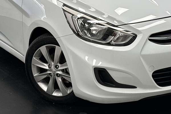 2017 Hyundai Accent Sport RB5