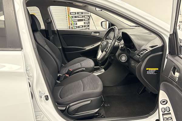 2017 Hyundai Accent Sport RB5