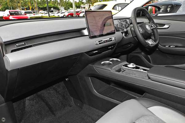 2025 MG MGS5 EV Essence 62 ZS3EM