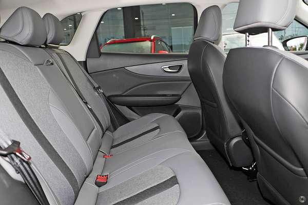 2025 MG MGS5 EV Essence 62 ZS3EM