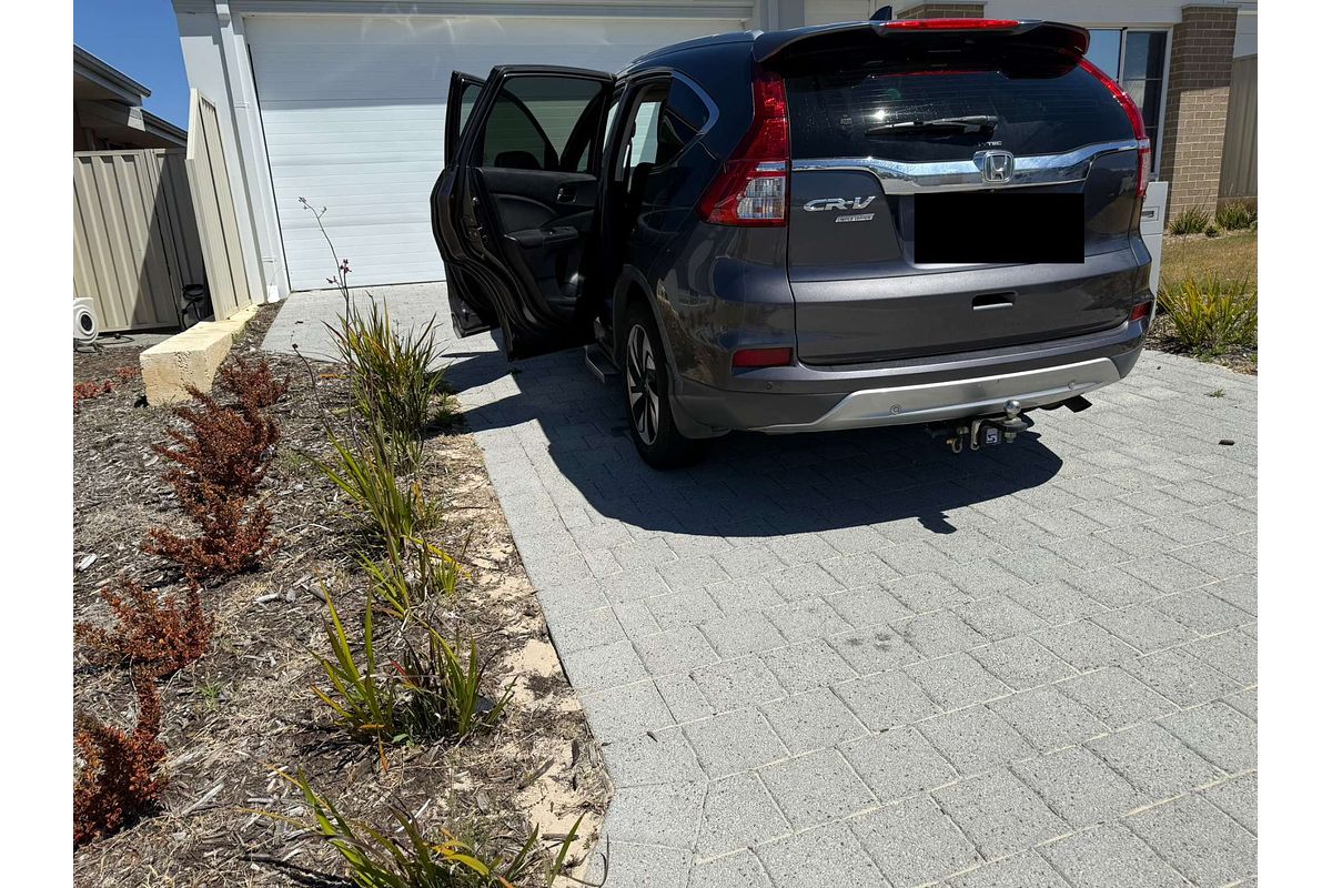 2016 Honda CR-V Limited Edition RM Series II