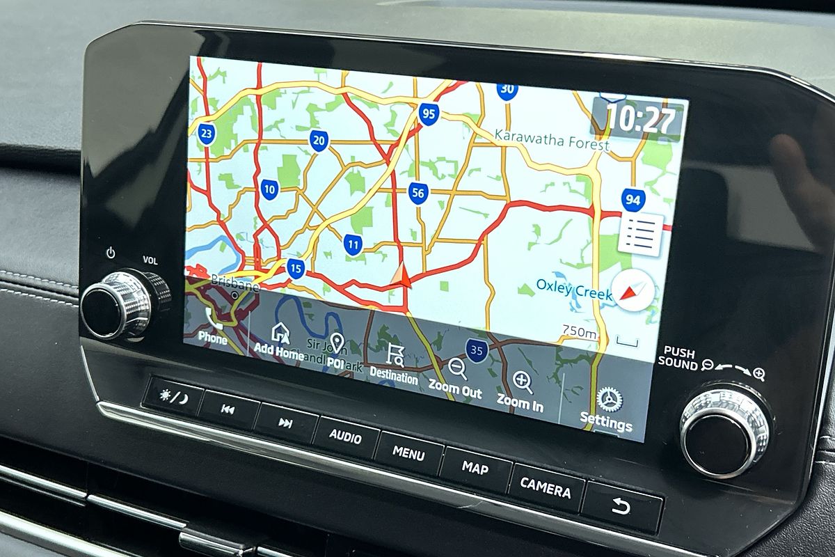 2024 Mitsubishi Outlander LS ZM