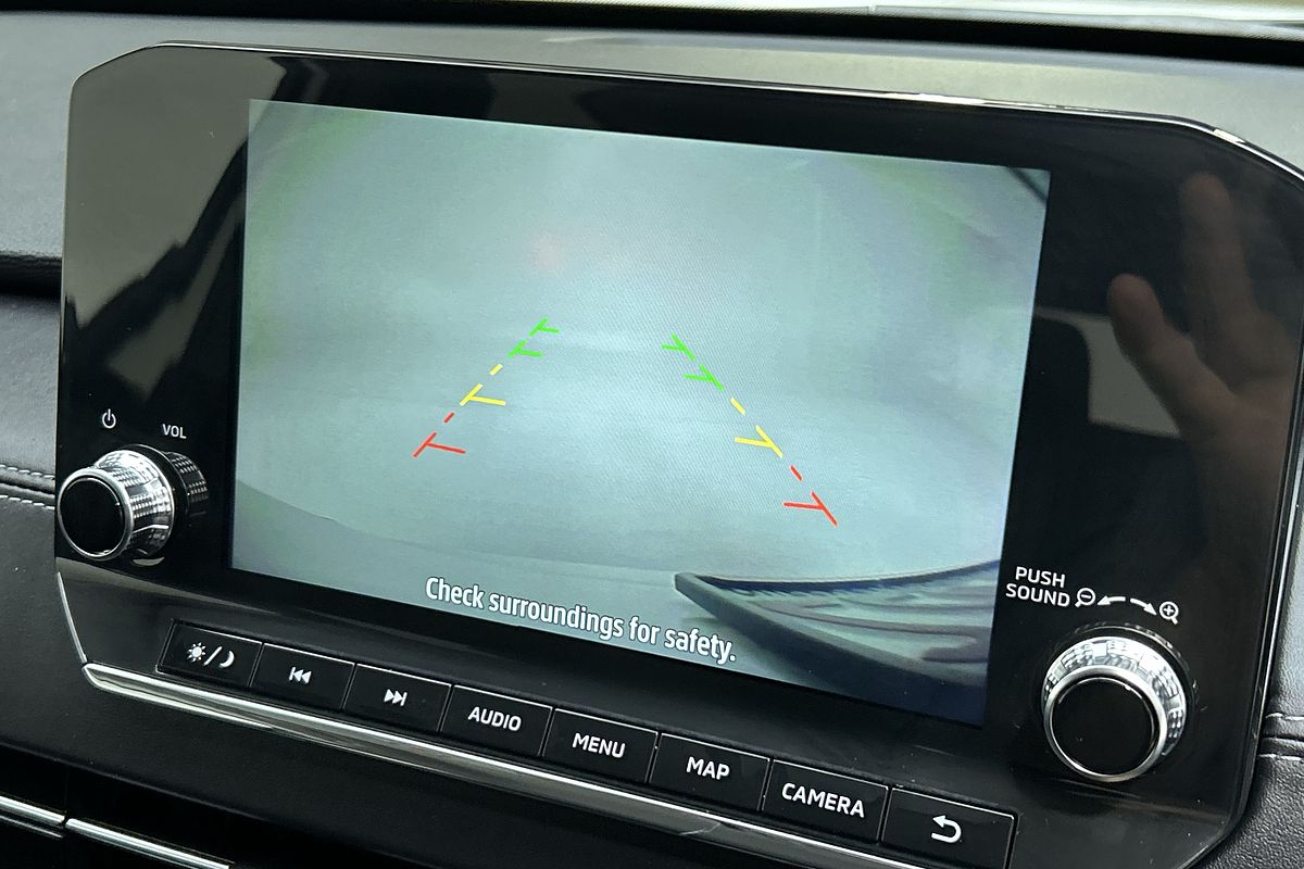 2024 Mitsubishi Outlander LS ZM