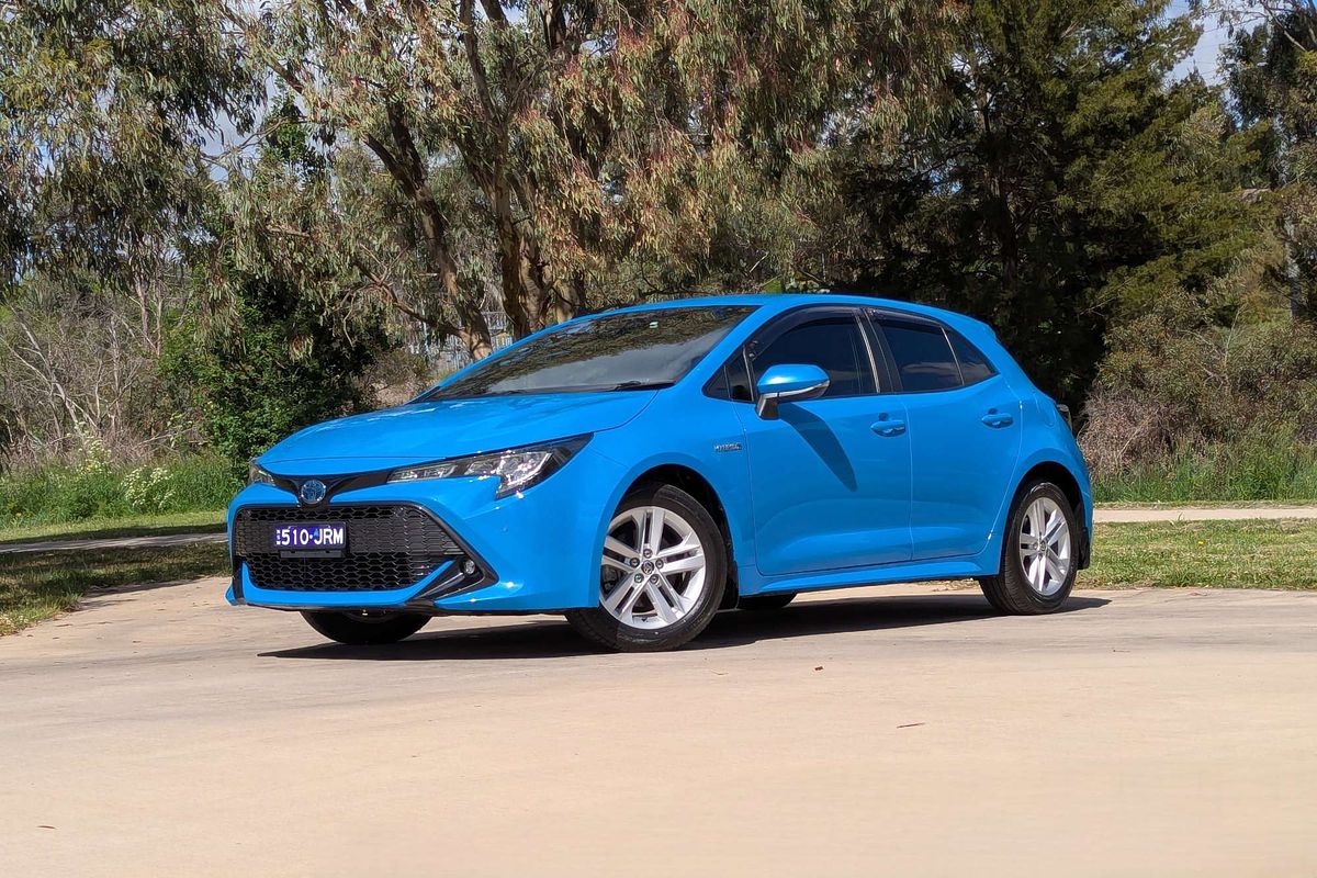 2020 Toyota Corolla SX Hybrid ZWE211R