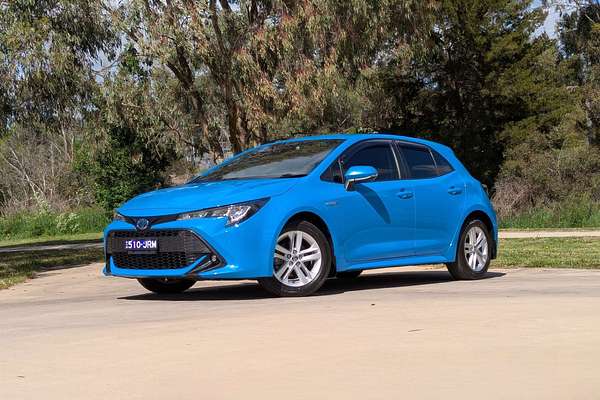 2020 Toyota Corolla SX Hybrid ZWE211R