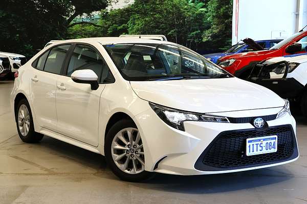 2022 Toyota Corolla ASCENT SPORT MZEA12R